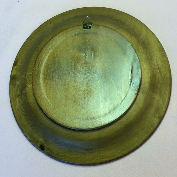 FINAL SALE PRICE Jamaican Bamboo Plate & Solid Wood Hanging Plate - Picture 5 of 6